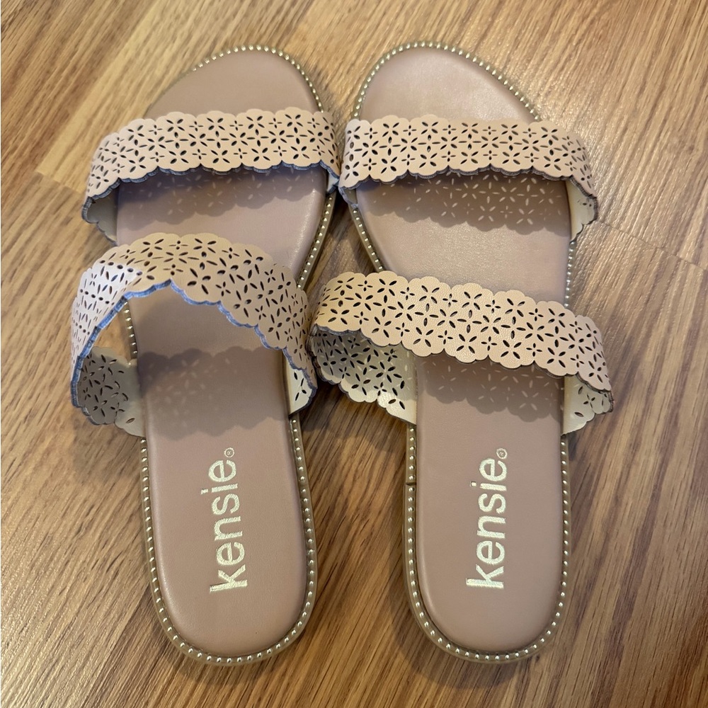 Kensie Women's Beige Cutout Sandals